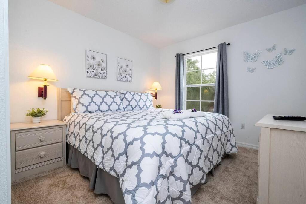 Cozy 3bed Townhome 8 Miles From 1123 Casa de férias *