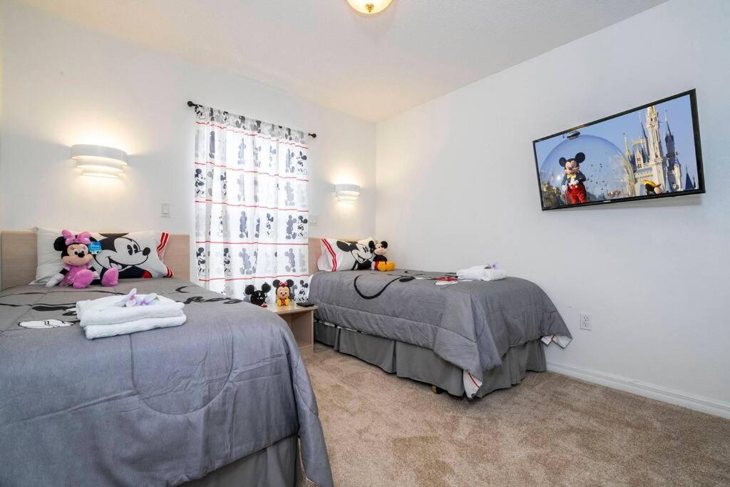 Casa de férias Cozy 3bed Townhome 8 Miles From 1123 *